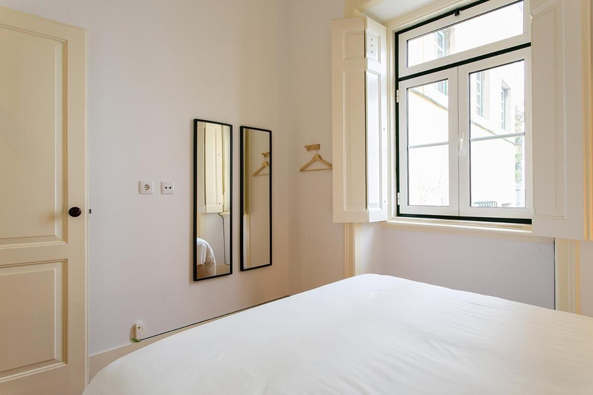 Lovelystay - Cozy 3Bdr Apartment In Estrela ลิสบอน ภายนอก รูปภาพ