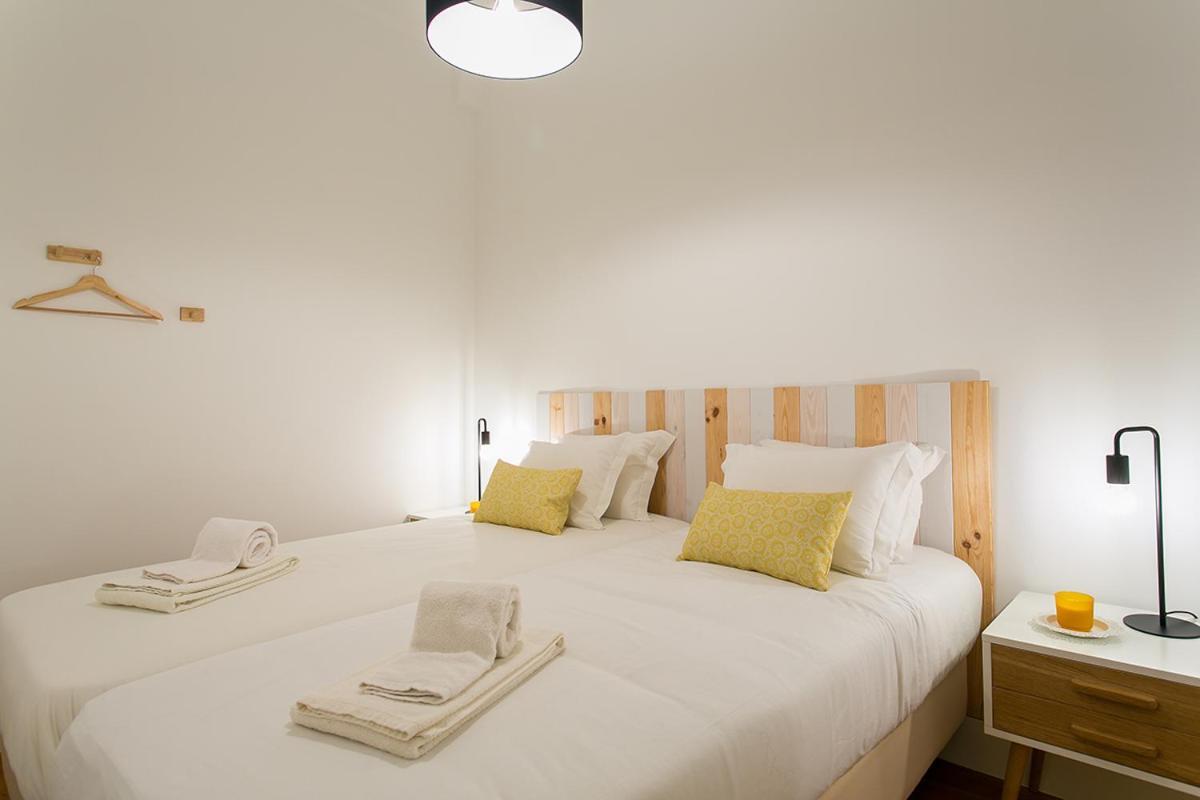Lovelystay - Cozy 3Bdr Apartment In Estrela ลิสบอน ภายนอก รูปภาพ