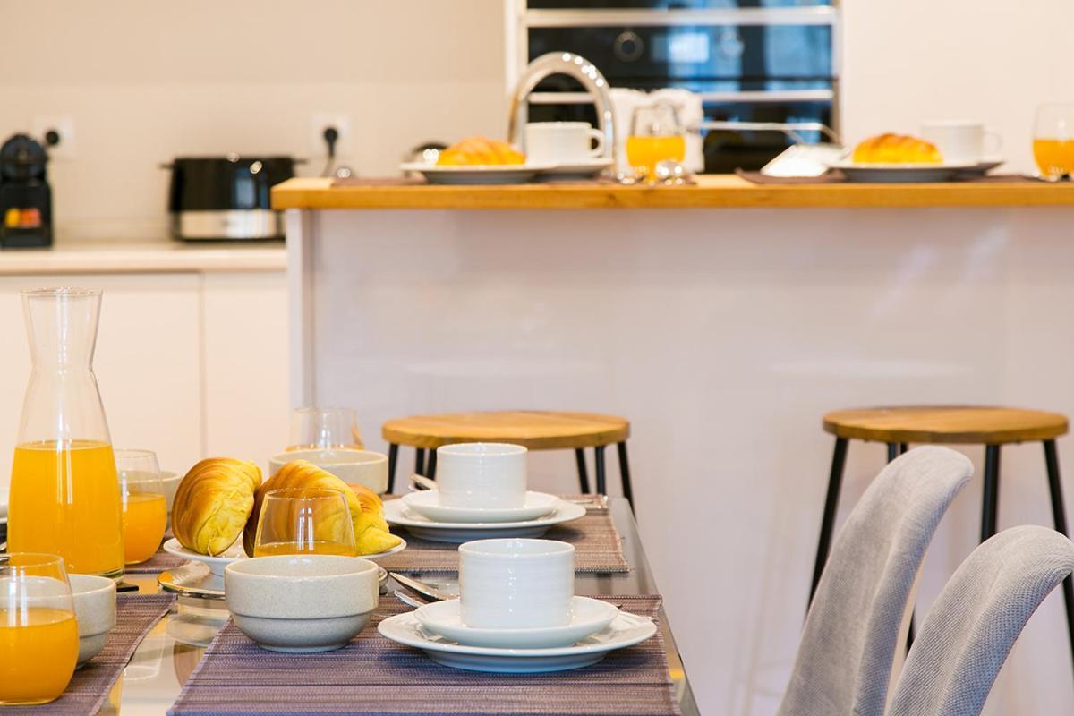 Lovelystay - Cozy 3Bdr Apartment In Estrela ลิสบอน ภายนอก รูปภาพ