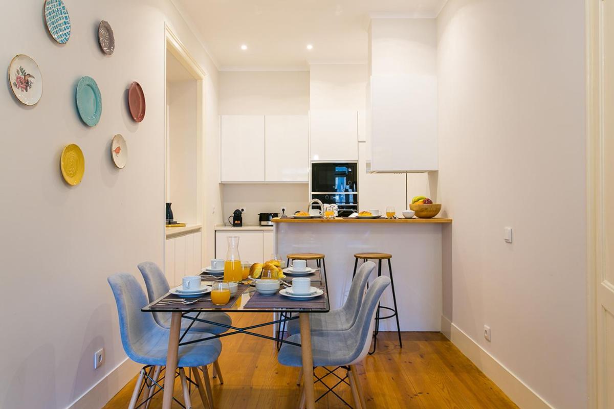 Lovelystay - Cozy 3Bdr Apartment In Estrela ลิสบอน ภายนอก รูปภาพ