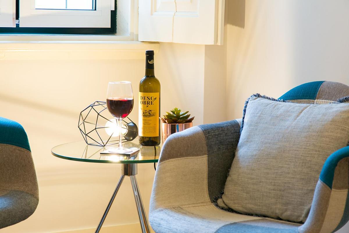 Lovelystay - Cozy 3Bdr Apartment In Estrela ลิสบอน ภายนอก รูปภาพ